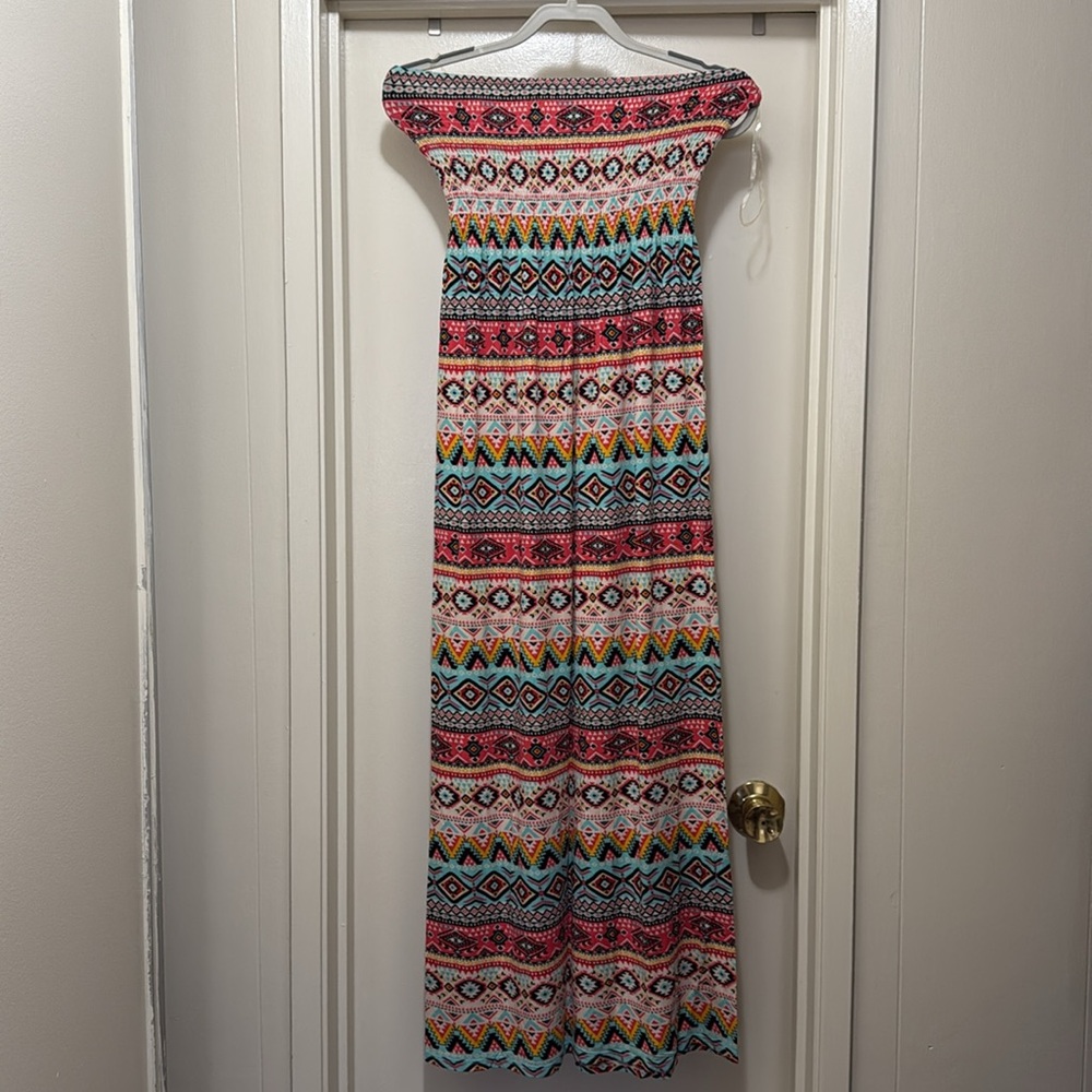 NWOT Colorful Geometric Maxi tube Patterned Dress